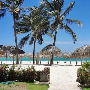 Sol Caribe Suites - Playa Los Corales - Beach Club, Wifi, Swimming Pool - Calle Aruba Hotel