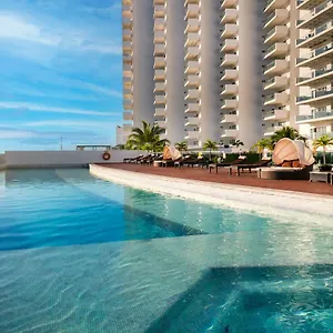 Malecon 4*, Cancún México